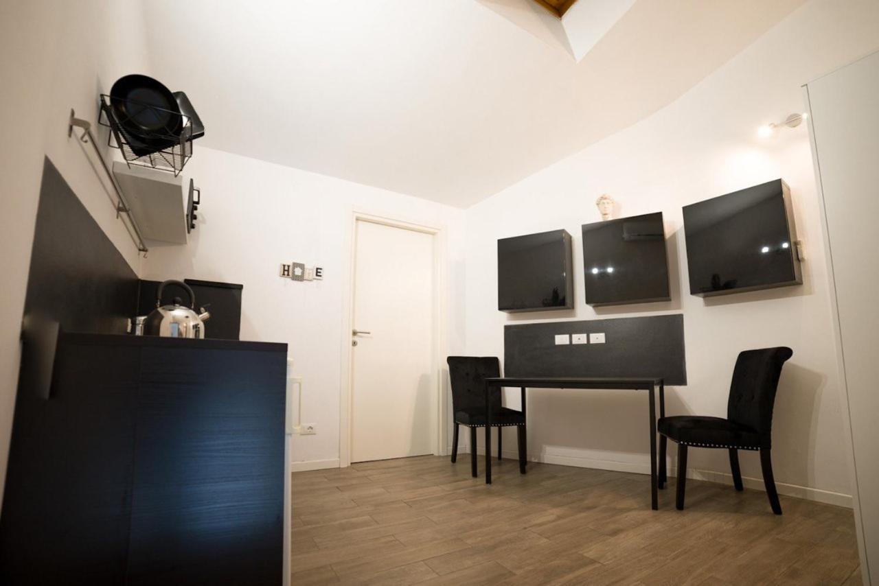 ᗰiki Hoᑌտᗴ Apartment Florence Luaran gambar